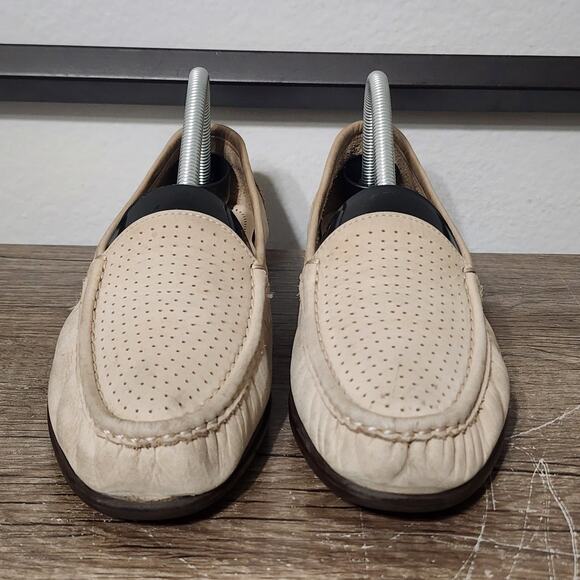 SAS Savvy Women's Tri Pad Soft Leather Loafer Slip-On Shoes Size 9.5 Beige - Picture 2 of 9